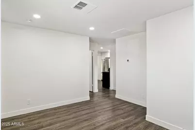 1542 E Turquoise Avenue #Apt 1, Phoenix, AZ 85020 - Photo 5