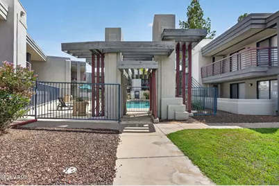 3420 W Danbury Drive #C109, Phoenix, AZ 85053 - Photo 55