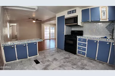 2601 E Allred Avenue #21, Mesa, AZ 85204 - Photo 11