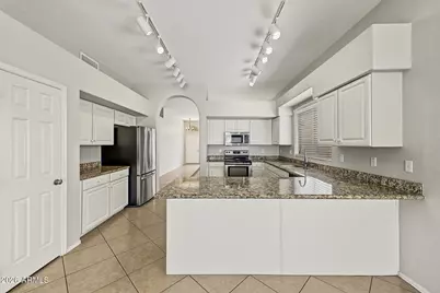 4570 W Binner Drive, Chandler, AZ 85226 - Photo 13