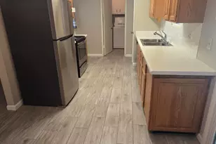 10601 W Bolivar Dr, Sun City, AZ 85351 - Photo 11