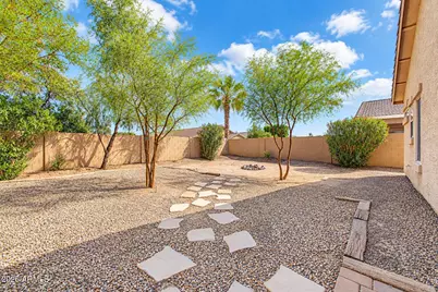 15165 N 138th Lane, Surprise, AZ 85379 - Photo 23