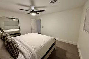 8507 E Bonnie Rose Ave E, Scottsdale, AZ 85250 - Photo 19