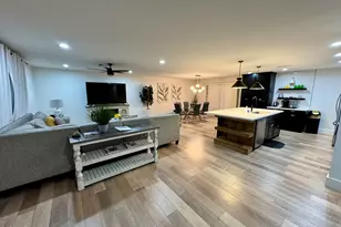 8507 E Bonnie Rose Ave E, Scottsdale, AZ 85250 - Photo 3