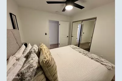 8507 E Bonnie Rose Avenue E, Scottsdale, AZ 85250 - Photo 17