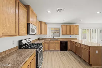 43521 W Wallner Drive, Maricopa, AZ 85138 - Photo 15