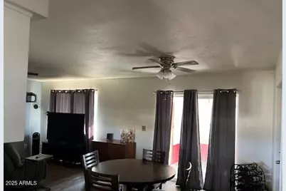 9004 N 53rd Avenue, Glendale, AZ 85302 - Photo 11