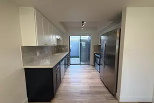8821 N New World Dr, Glendale, AZ 85302 - Photo 3