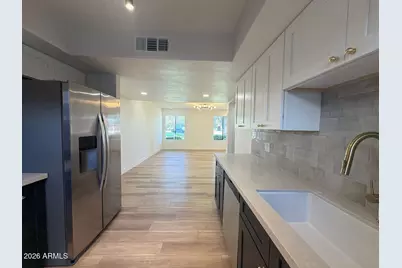 8821 N New World Drive, Glendale, AZ 85302 - Photo 5