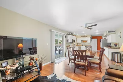 3812 W Morten Avenue, Phoenix, AZ 85051 - Photo 13