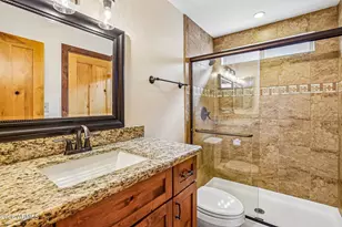 12103 S Tomi Dr, Phoenix, AZ 85044 - Photo 25