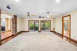 12103 S Tomi Dr, Phoenix, AZ 85044 - Photo 3