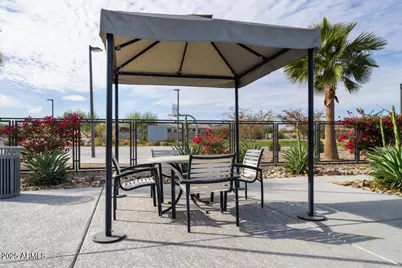 8824 W Denton Lane, Glendale, AZ 85305 - Photo 25