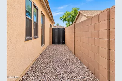 44944 W Miramar Road, Maricopa, AZ 85139 - Photo 29