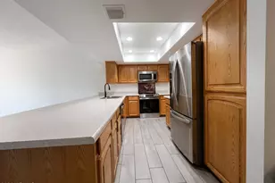 4222 E Winnetka Dr, Phoenix, AZ 85044 - Photo 9