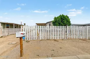 695 S 92nd St, Mesa, AZ 85208 - Photo 1