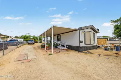 695 S Ellsworth Road S, Mesa, AZ 85208 - Photo 3