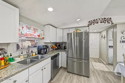 695 S Ellsworth Road S, Mesa, AZ 85208 - Photo 13