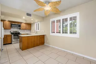 12222 N Paradise Vlg Pkwy S, Phoenix, AZ 85032 - Photo 5