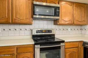 12222 N Paradise Vlg Pkwy S, Phoenix, AZ 85032 - Photo 7