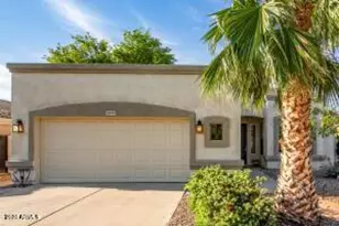 2096 E Riviera Dr, Chandler, AZ 85249 - Photo 1