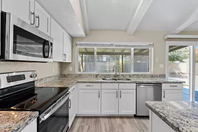 3180 N Bentrup Circle, Chandler, AZ 85224 - Photo 11