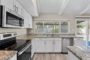 3180 N Bentrup Cir, Chandler, AZ 85224 - Photo 11