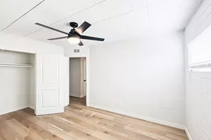 25 E Eva St, Phoenix, AZ 85020 - Photo 1