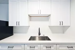 25 E Eva St, Phoenix, AZ 85020 - Photo 9