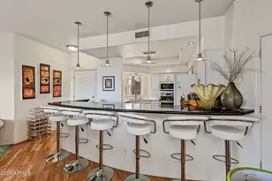 9151 W Greenway Rd, Peoria, AZ 85381 - Photo 1