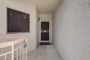 9151 W Greenway Rd, Peoria, AZ 85381 - Photo 31