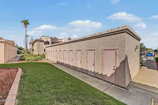 9151 W Greenway Rd, Peoria, AZ 85381 - Photo 21