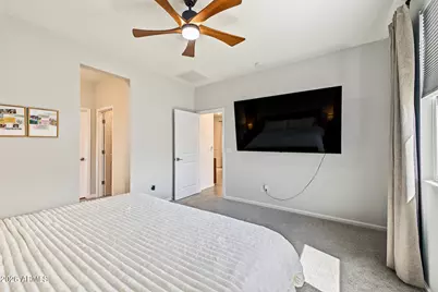 17277 W Daley Lane, Surprise, AZ 85387 - Photo 15