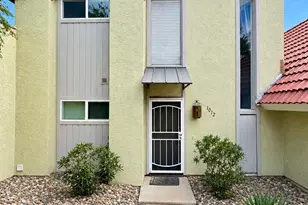 1012 E Highland Ave, Phoenix, AZ 85014 - Photo 1