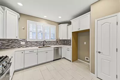 29051 N 125th Lane, Peoria, AZ 85383 - Photo 15