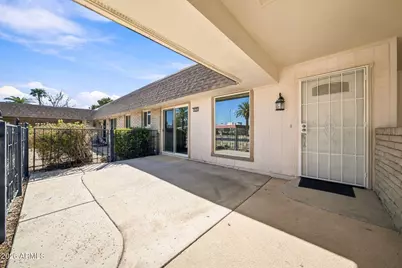 9736 N 105th Avenue, Sun City, AZ 85351 - Photo 5
