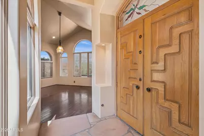 1121 E Country Gables Drive, Phoenix, AZ 85022 - Photo 7