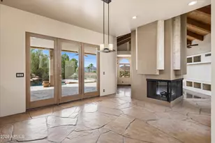 1121 E Country Gables Dr, Phoenix, AZ 85022 - Photo 17