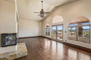 1121 E Country Gables Dr, Phoenix, AZ 85022 - Photo 27