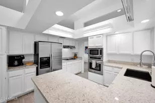 8208 E Del Cuarzo Dr, Scottsdale, AZ 85258 - Photo 3