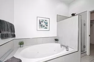 8270 N Hayden Rd, Scottsdale, AZ 85258 - Photo 17