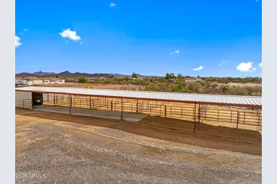 40805 N 254th Avenue, Morristown, AZ 85342 - Photo 9