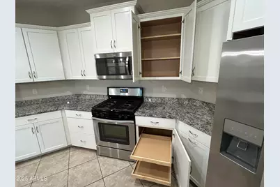 17870 W Hadley Street, Goodyear, AZ 85338 - Photo 5