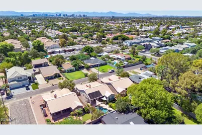 1426 E McLellan Boulevard, Phoenix, AZ 85014 - Photo 25