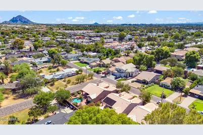 1426 E McLellan Boulevard, Phoenix, AZ 85014 - Photo 29