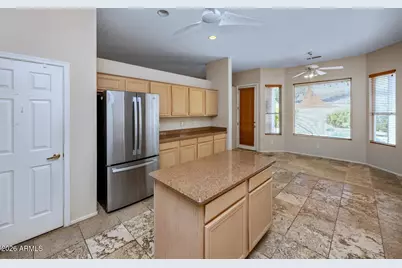 1426 E McLellan Boulevard, Phoenix, AZ 85014 - Photo 9