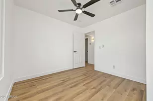 10819 W Turney Ave, Phoenix, AZ 85037 - Photo 15