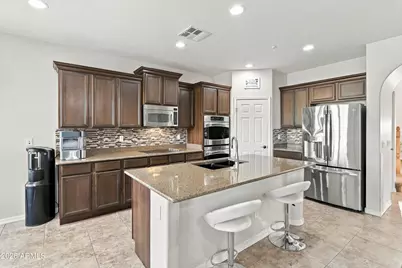 31089 N 136th Drive, Peoria, AZ 85383 - Photo 17