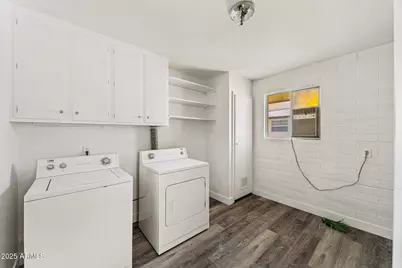 10927 W Peoria Avenue, Sun City, AZ 85351 - Photo 21