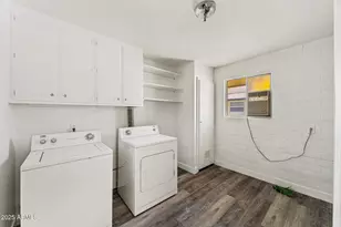 10927 W Peoria Ave, Sun City, AZ 85351 - Photo 21